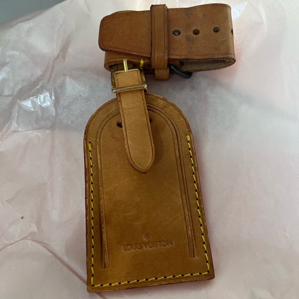 Louis Vuitton luggage tag